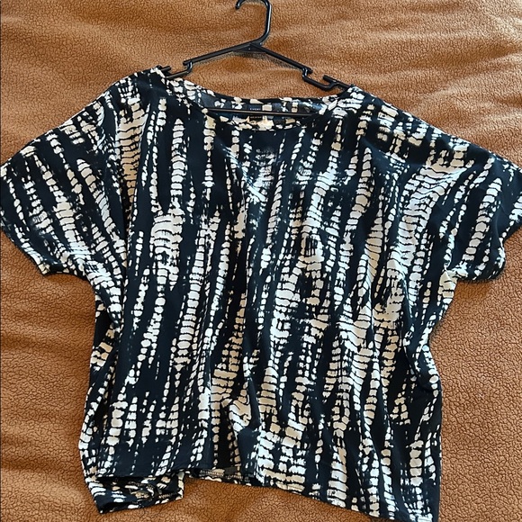 Navy and White Women's Top - Picture 3 of 9